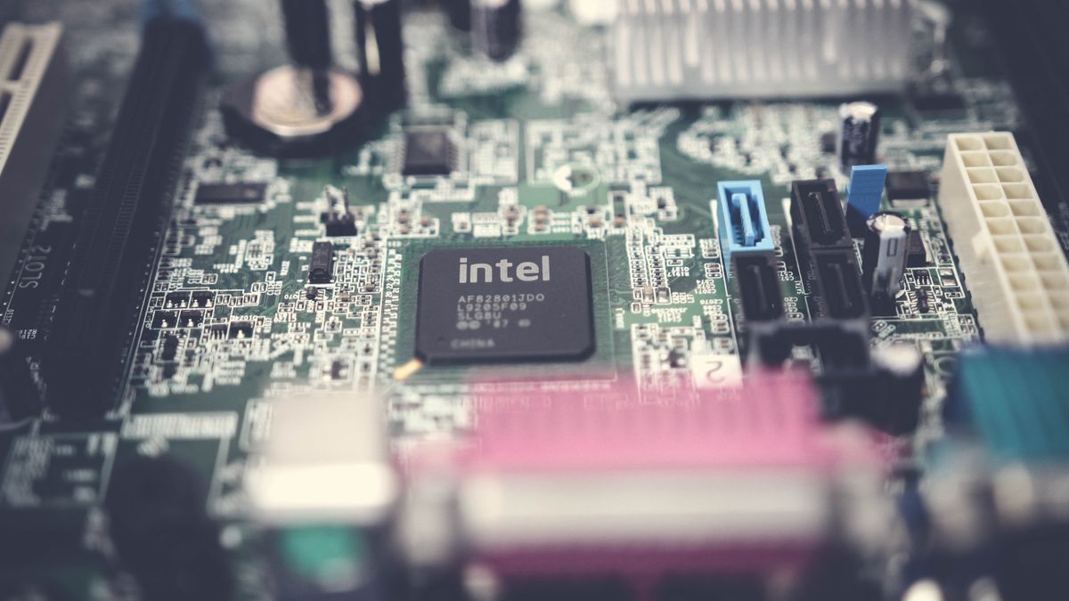 ゲーミングPCの有線LANが頻繁に切れる原因｜2.5GbEのEEE・省電力・Realtek／Intelドライバーを確認【2026年版】