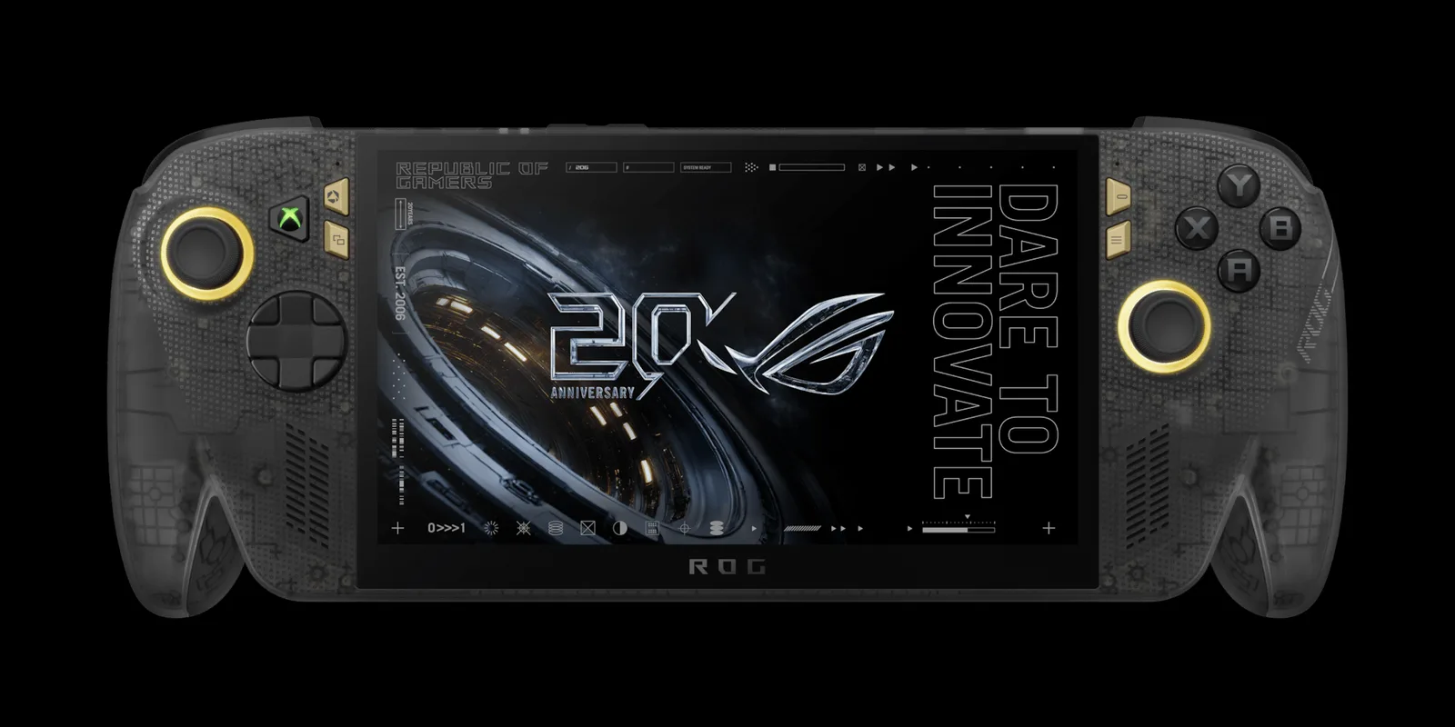 ROG XBOX Ally X20の正面。半透明のブラックボディにゴールドのスティックリング、7.4型有機ELディスプレイ