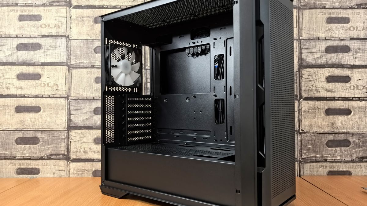 10万円のゲーミングPCは買える？実売99,980円の中身を検証【2026年8月版】